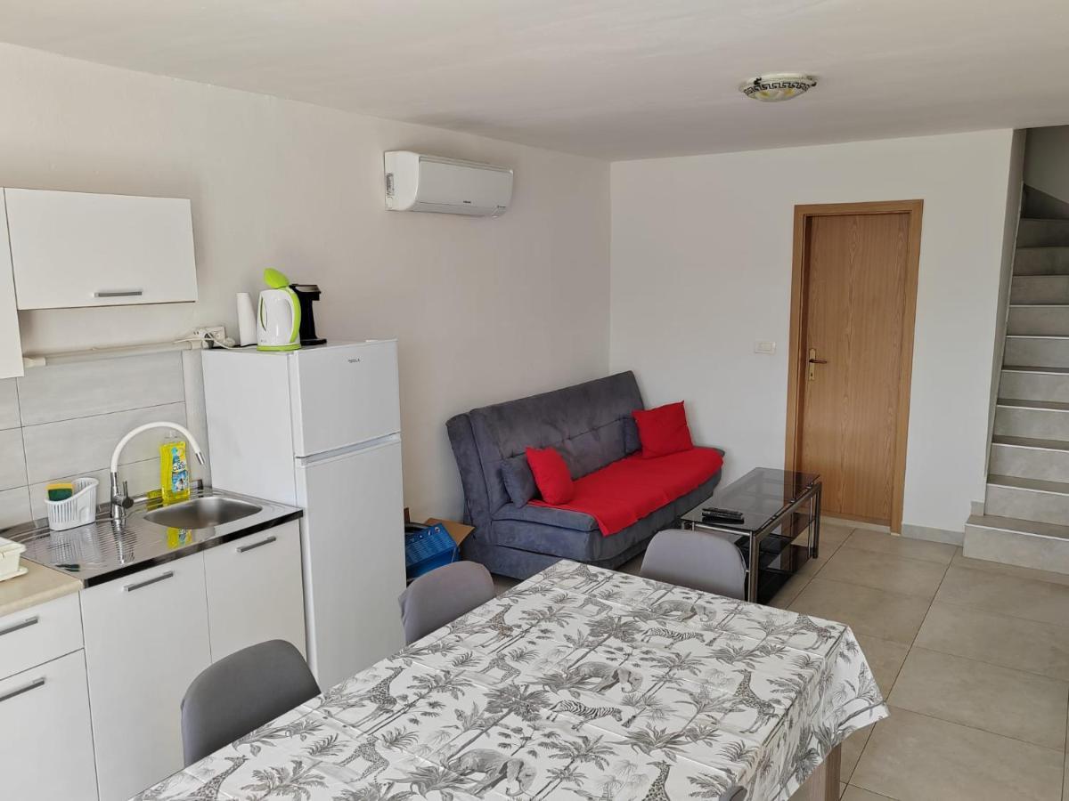 Apartman Senka Rogotin Apartment Екстериор снимка